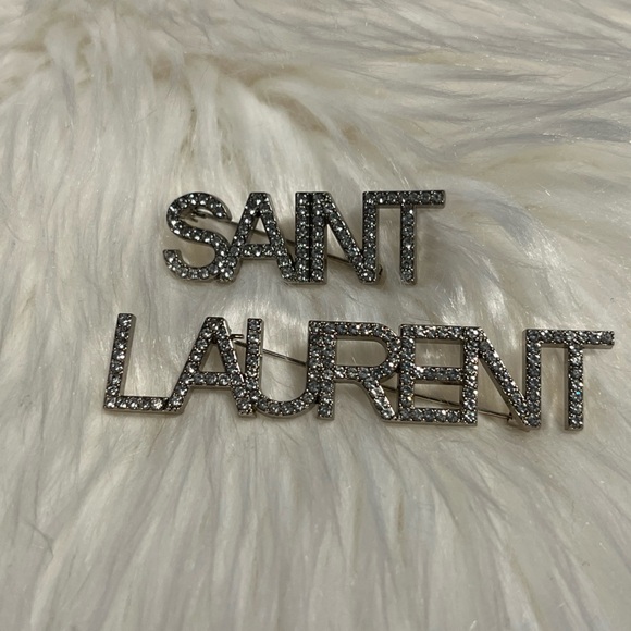 S Laurent Sparkling Silver Letter brooch - Picture 1 of 3